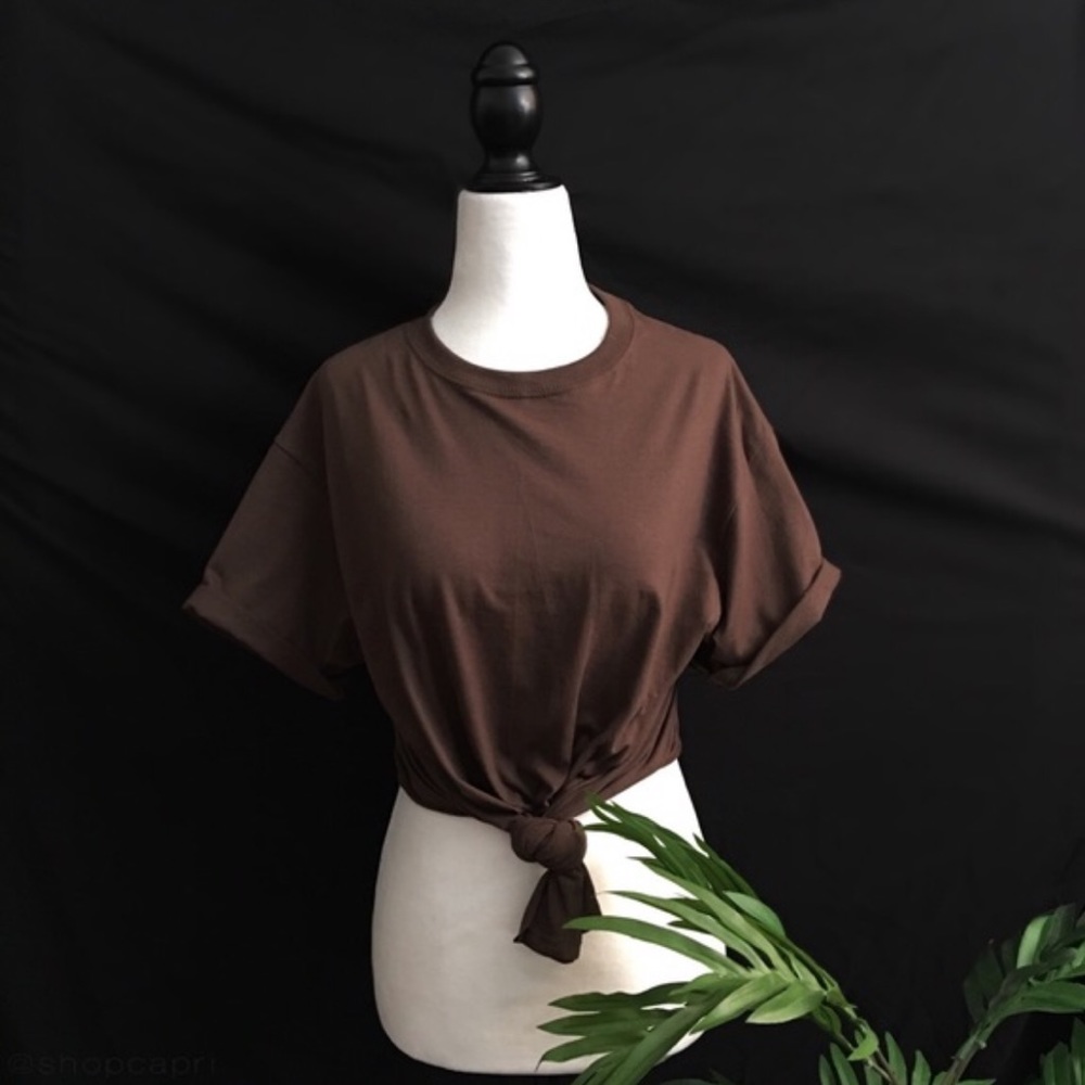 ✨ NEW! brown knotted reworked tee✨